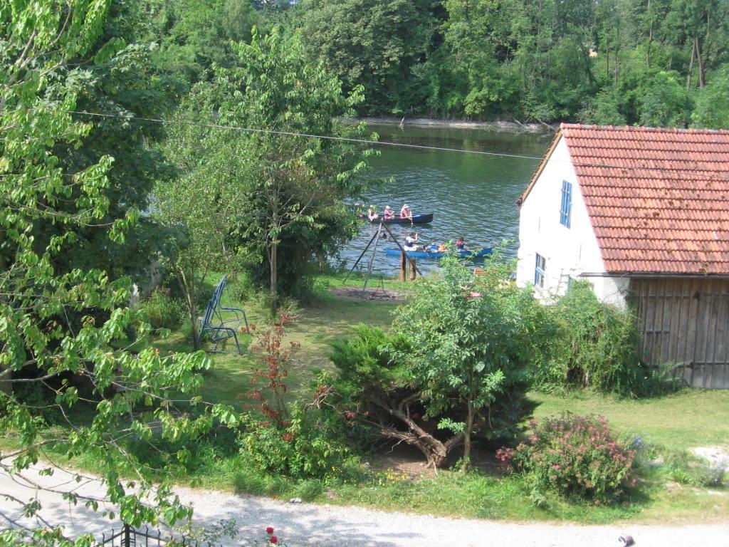 Ferienhaus Am Lech Kaufering Exteriör bild
